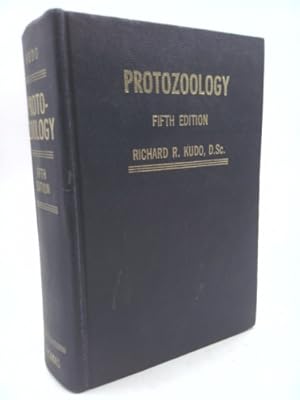 Image du vendeur pour Protozoology, With Three Hundred and Eighty-Eight Figures [Fifth Edition, Second Printing] mis en vente par ThriftBooksVintage