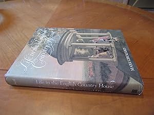 Immagine del venditore per Life In The English Country House: A Social And Architectural History venduto da Arroyo Seco Books, Pasadena, Member IOBA