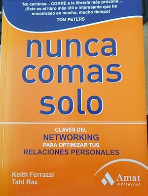 Imagen del vendedor de NUNCA COMAS SOLO. a la venta por ABACO LIBROS USADOS