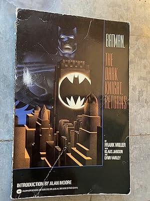 Immagine del venditore per Dark Knight Rises: Batman Versus Bane (An I Can Read Picture Book) venduto da PAPPINFUSS Books