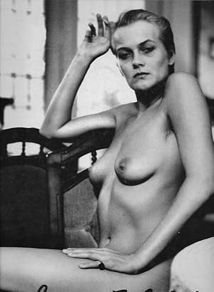 Bild des Verkufers fr Helmut Newton's Illustrated No. 2 zum Verkauf von Brooklyn Rare Books