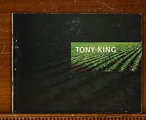 Imagen del vendedor de Tony King: Paintings, Drawings, Prints 1972-1997. Exhibition Catalog, Fresno Art Museum, 1997 a la venta por grinninglion