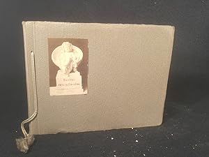 Bild des Verkufers fr [Album mit 51 Abbildungen antiker Skulpturen aus der Glyptothek Mnchen]. zum Verkauf von ANTIQUARIAT Franke BRUDDENBOOKS