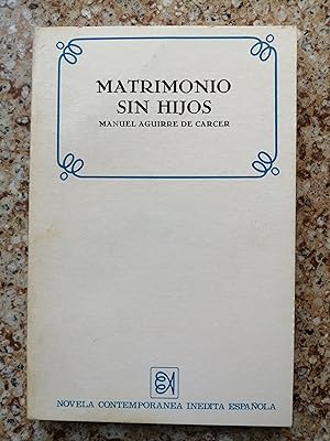 Seller image for Matrimonio sin hijos for sale by Perolibros S.L.