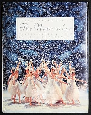 Seller image for George Balanchine's the Nutcracker. Performed by New York City Ballet. Photographed & told. for sale by Antiquariat Haufe & Lutz
