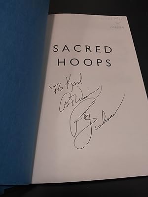 Seller image for Sacred Hoops: Spiritual Lessons of a Hardwood Warrior for sale by The Book Lady Bookstore