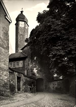 Bild des Verkufers fr Ansichtskarte / Postkarte Greiz im Vogtland, Eingang zum Oberen Schloss, Historisches Staatsarchiv zum Verkauf von akpool GmbH