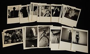 Seller image for Lot de 36 cartes postales : 1e et 2e srie de Portraits d'artistes de Grard Rondeau for sale by Abraxas-libris