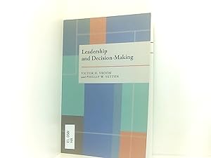 Immagine del venditore per Leadership and Decision-Making (Pitt Paperback; 110) venduto da Book Broker