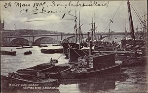 Bild des Verkufers fr Ansichtskarte / Postkarte London City England, Thames-side, Shipping near London Bridge zum Verkauf von akpool GmbH