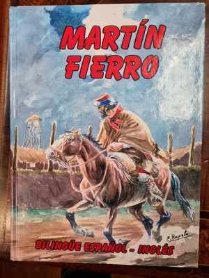 Seller image for Martin Fierro - Bilingue Espanol/Ingles (Bilingual Spanish/English) for sale by Boobooks