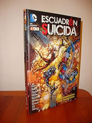 Immagine del venditore per ESCUADRON SUICIDA. EL ALZAMIENTO DE BASILISCO (DC COMICS) venduto da Libropesa