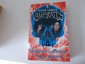 Immagine del venditore per Vampirates. Demons of the Ocean. Paperback venduto da Deichkieker Bcherkiste