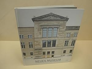 Bild des Verkufers fr Neues Museum. Freunde des Neuen Museums, Museumsinsel e.V. Friederike von Rauch ; David Chipperfield. Mit einem Interview mit David Chipperfield von Andres Lepik und einem Text von Cristina Steingrber. [Hrsg.: Andres Lepik. bers.: Benjamin Carter ; Sibylle Luig] zum Verkauf von Die Wortfreunde - Antiquariat Wirthwein Matthias Wirthwein