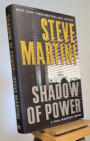 Imagen del vendedor de Shadow of Power: A Paul Madriani Novel a la venta por Henniker Book Farm and Gifts