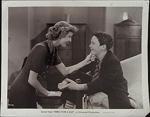 Imagen del vendedor de Hero for a Day 8 x 10 Still 1939 Anita Louise, David Holt! a la venta por AcornBooksNH