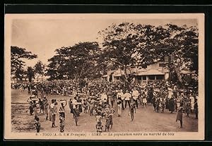 Ansichtskarte Lomé, La population noire au marché du bois