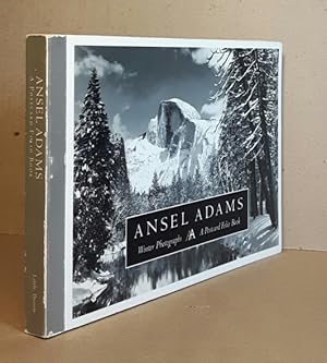 Image du vendeur pour Winter Photographs: A Postcard Folio Book mis en vente par Nessa Books