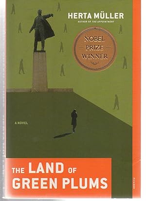 Bild des Verkufers fr The Land of Green Plums: A Novel zum Verkauf von EdmondDantes Bookseller
