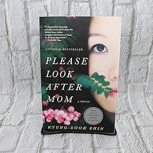 Immagine del venditore per Please Look After Mom: A Novel (Vintage Contemporaries) venduto da For the Love of Used Books