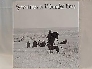 Image du vendeur pour Eyewitness at Wounded Knee (Great Plains Photography) mis en vente par H.S. Bailey