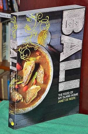 Immagine del venditore per Bali: The Food Of My Island Home venduto da Shiny Owl Books