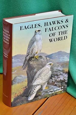 Image du vendeur pour Eagles, Hawks & Falcons of the World mis en vente par Shiny Owl Books