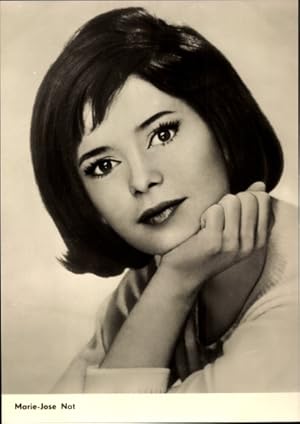 Bild des Verkufers fr Ansichtskarte / Postkarte Schauspielerin Marie Jose Nat, Portrait, Wiesenstrae 10, Progress Starfoto zum Verkauf von akpool GmbH