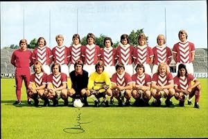 Ansichtskarte / Postkarte Rot-Weiß Essen, Fußballmannschaft 1974/75, Autogramm