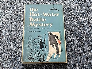 Image du vendeur pour THE HOT-WATER BOTTLE MYSTERY mis en vente par Betty Mittendorf /Tiffany Power BKSLINEN