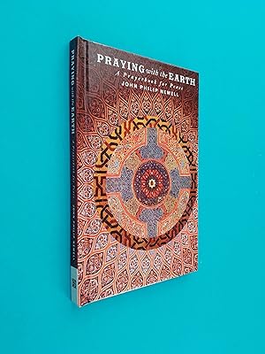 Image du vendeur pour Praying with the Earth: A Prayerbook for Peace mis en vente par Books & Bobs