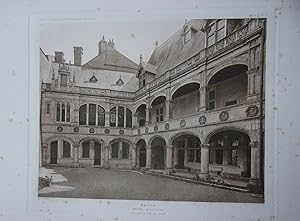 Planche vers 1880 BLOIS HOTEL D' ALLUYE ENSEMBLE DE LA COUR