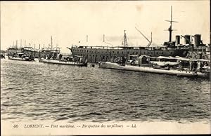 Bild des Verkufers fr Ansichtskarte / Postkarte Lorient Morbihan, Seehafen, Torpedoboot-Perspektive zum Verkauf von akpool GmbH