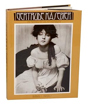 Bild des Verkufers fr Gertrude Kasebier: The Photographer and Her Photographs zum Verkauf von Jeff Hirsch Books, ABAA