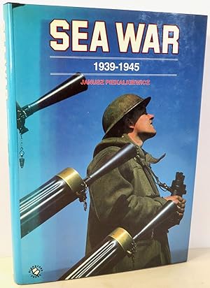 Image du vendeur pour Sea War 1939 - 1945 mis en vente par Evolving Lens Bookseller