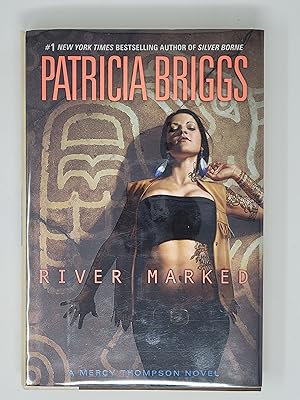 Immagine del venditore per River Marked (A Mercy Thompson Novel, Book #6) venduto da Cross Genre Books