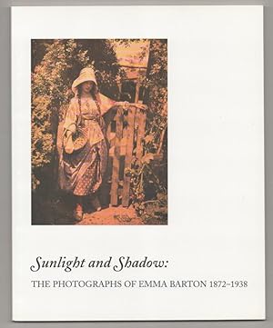 Bild des Verkufers fr Sunlight and Shadow The Photographs of Emma Barton 1872 - 1938 zum Verkauf von Jeff Hirsch Books, ABAA