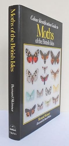 Bild des Verkufers fr Colour Identification Guide to Moths of the British Isles. (Macrolepidoptera). zum Verkauf von C. Arden (Bookseller) ABA