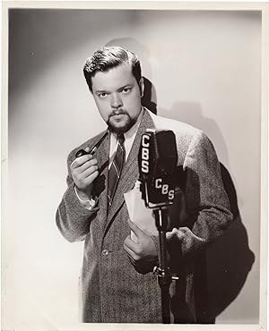 Original publicity photograph of Orson Welles, 1939