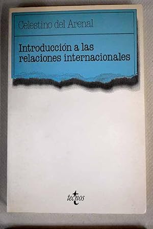 Imagen del vendedor de Introduccin a las relaciones internacionales a la venta por Alcan Libros