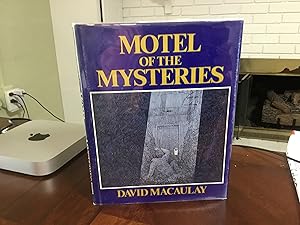Imagen del vendedor de Motel of the Mysteries a la venta por The Lost Bookstore