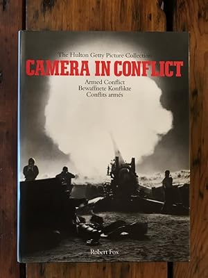 Seller image for Camera in Conflict: Armed Conflict, Bewaffnete Konflike, Conflicts arms for sale by Antiquariat Liber Antiqua