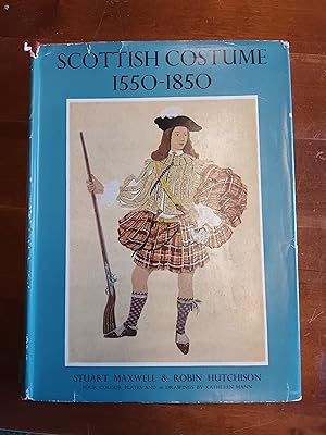 Imagen del vendedor de Scottish Costume 1550-1850 a la venta por Giroscope Books