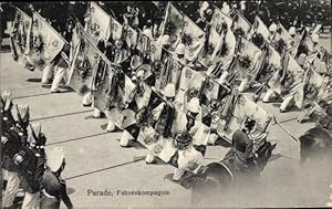 Ansichtskarte / Postkarte Parade, Fahnenkompagnie, Soldaten in Uniformen, Kaiserzeit