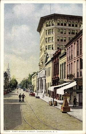 Bild des Verkufers fr Ansichtskarte / Postkarte Charleston South Carolina Vereinigte Staaten, East Broad Street zum Verkauf von akpool GmbH