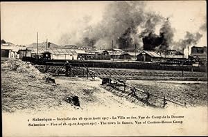 Bild des Verkufers fr Ansichtskarte / Postkarte Thessaloniki Griechenland, Feuer im August 1917, brennende Stadt, Zolllager zum Verkauf von akpool GmbH