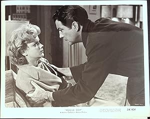 Bild des Verkufers fr Rogue Cop 8 x 10 Still 1954 Robert Taylor, Anne Francis! zum Verkauf von AcornBooksNH