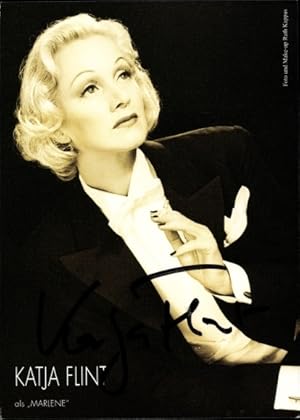 Image du vendeur pour Ansichtskarte / Postkarte Schauspielerin Katja Flint als Marlene Dietrich, Portrait, Autogramm mis en vente par akpool GmbH