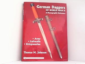 Bild des Verkufers fr German Daggers of World War II - A Photographic Reference: Volume 1 - Army . Luftwaffe . Kriegsmarine. zum Verkauf von Antiquariat Ehbrecht - Preis inkl. MwSt.