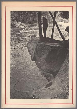 Bild des Verkufers fr Walking Along the Missouri River zum Verkauf von Between the Covers-Rare Books, Inc. ABAA
